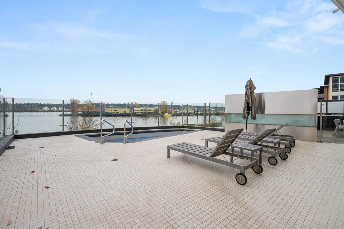 Fitness Center Photo Near 204 210 Salter Street, New Westminster, BC