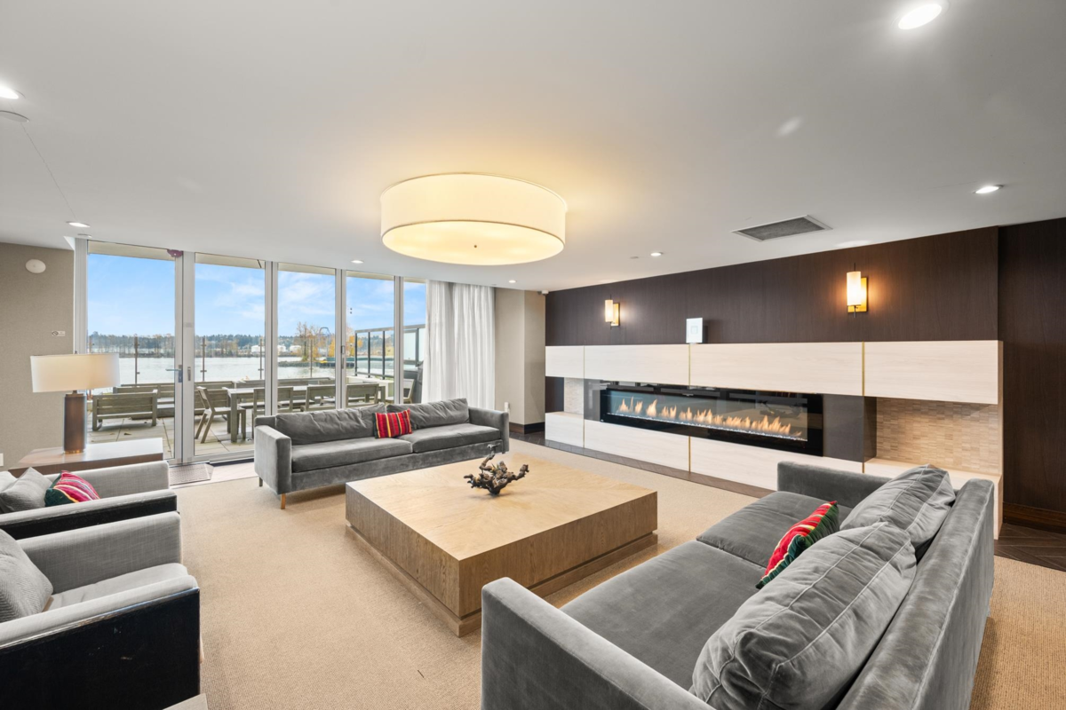 Hot Tub / Spa Photo of 204 210 Salter Street, New Westminster, BC