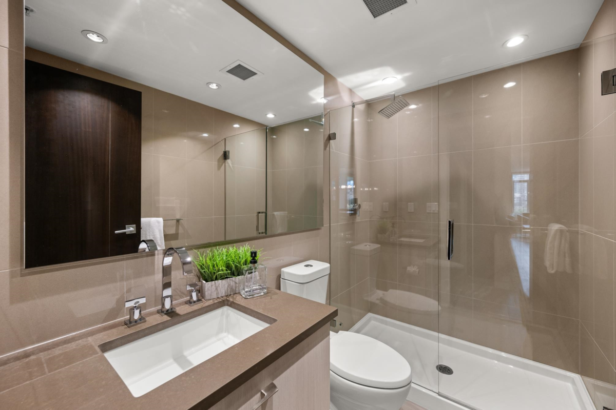 Office / Den Photo of 204 210 Salter Street, New Westminster, BC