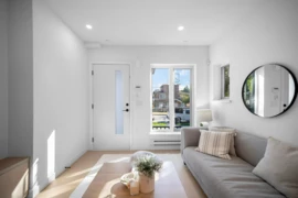 102 2329 E 34th Avenue, Vancouver, BC