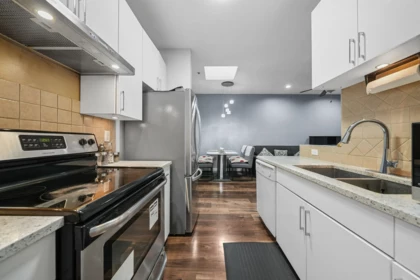 203 6460 Main Street, Vancouver, BC, Vancouver — Apartment/Condo for sale