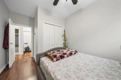 Powder Room Photo of 203 6460 Main Street, Vancouver, BC