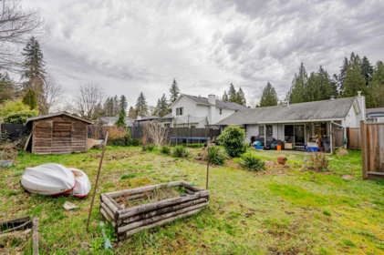 Breakfast Nook Photo of 12145 207a Street, Maple Ridge, BC