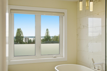Powder Room Photo of 1468 Kings Avenue, West Vancouver, BC