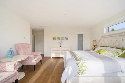 Primary Bedroom Photo of 1468 Kings Avenue, West Vancouver, BC