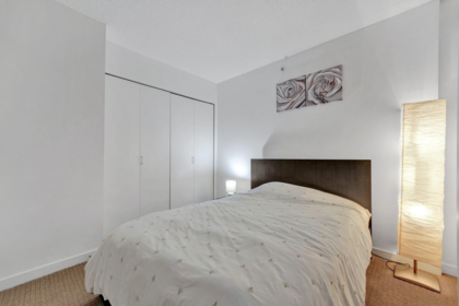 Guest Bathroom Photo of 1506 610 Granville Street, Vancouver, BC
