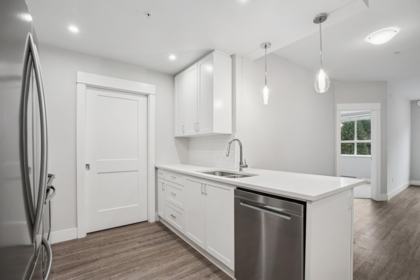 Primary Bathroom Photo of 4308 2180 Kelly Avenue, Port Coquitlam, BC