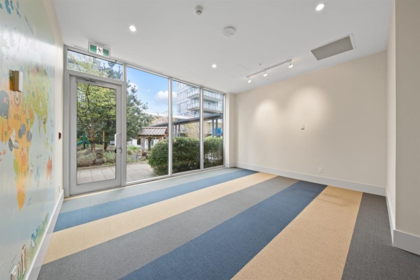 Swimming Pool Photo of 16 8677 Capstan Way, Richmond, BC