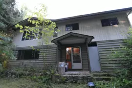 2240 Oldershaw Road, Roberts Creek, BC