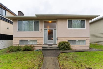 1521 E 64th Avenue, Vancouver, BC, Vancouver — Single Family Residence for sale
