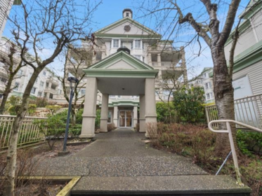 Primary Bedroom Photo of 218 15268 105 Avenue, Surrey, BC