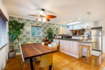 Kitchen Photo of 430 Garrett Street, New Westminster, BC