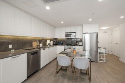 Kitchen Island Photo of 1705 1401 Hunter Street, North Vancouver, BC