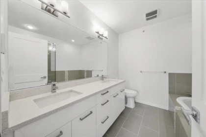 Primary Bedroom Photo of 9 100 Wood Street, New Westminster, BC