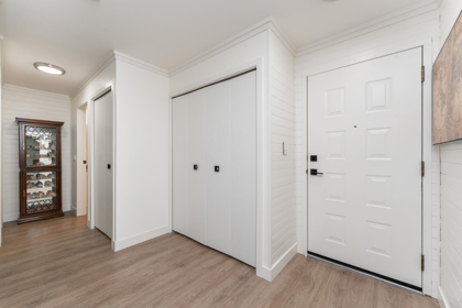 202 1520 Vidal Street, White Rock, BC, White Rock — Apartment/Condo for sale