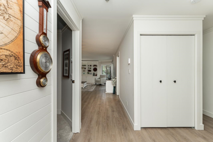 202 1520 Vidal Street, White Rock, BC, White Rock — Apartment/Condo for sale