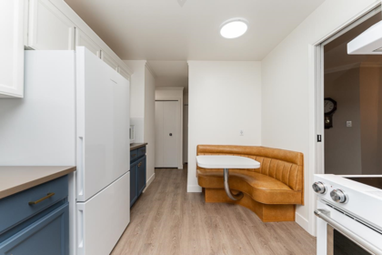 Powder Room Photo of 202 1520 Vidal Street, White Rock, BC