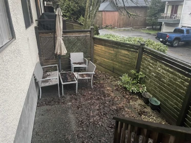 Front Yard Photo of 107 466 E Eighth Avenue, New Westminster, BC