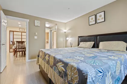 Family Room Photo of 206 2526 Lakeview Crescent, Abbotsford, BC