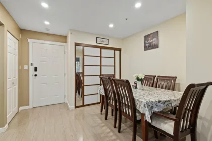 Primary Bedroom Photo of 206 2526 Lakeview Crescent, Abbotsford, BC