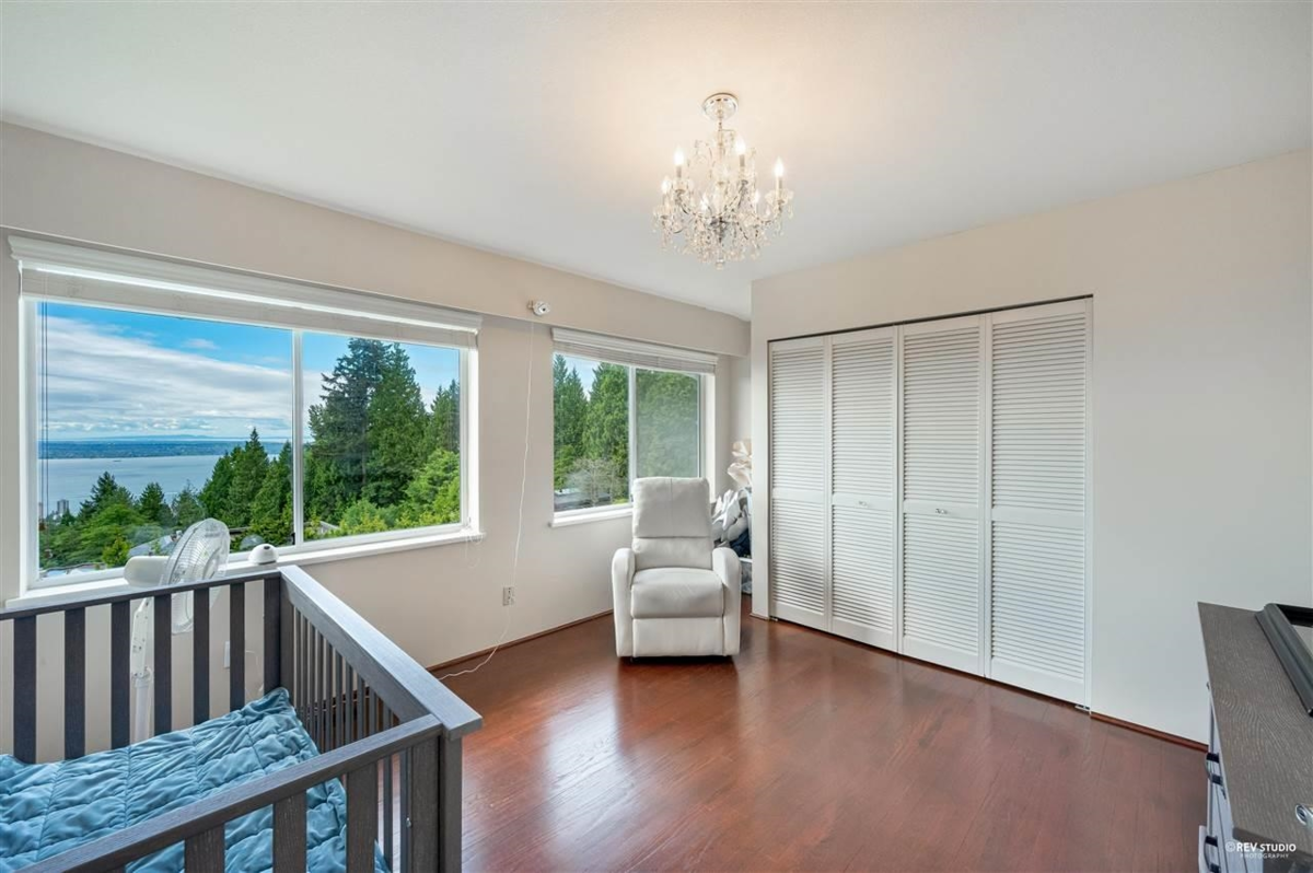 Pantry Photo of 2585 Westhill Way, West Vancouver, BC