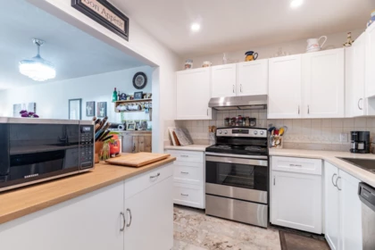 Pantry Photo of 204 15130 Roper Avenue, White Rock, BC