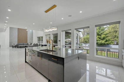 Breakfast Nook Photo of 15671 Roper Avenue, White Rock, BC