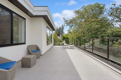 Staircase Photo of 15671 Roper Avenue, White Rock, BC