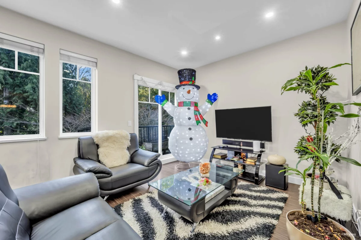 Kitchen Photo of 30 13864 Hyland Road, Surrey, BC