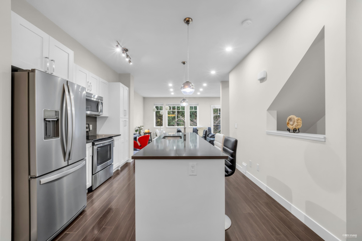 Walk-In Closet Photo of 30 13864 Hyland Road, Surrey, BC