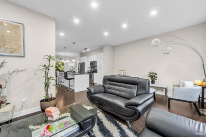 Kitchen Island Photo of 30 13864 Hyland Road, Surrey, BC