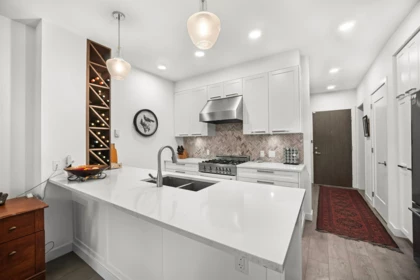Kitchen Island Photo of 105 33540 Mayfair Avenue, Abbotsford, BC