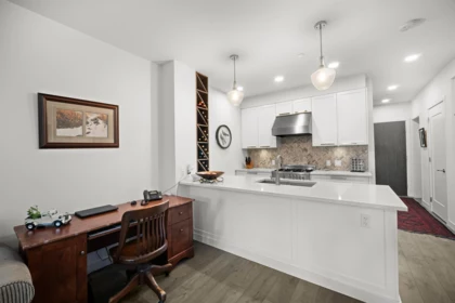 Kitchen Photo of 105 33540 Mayfair Avenue, Abbotsford, BC