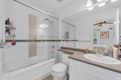 Powder Room Photo of 6956 208 Street, Langley, BC
