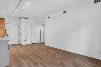 Walk-In Closet Photo of 102 13428 105 Avenue, Surrey, BC