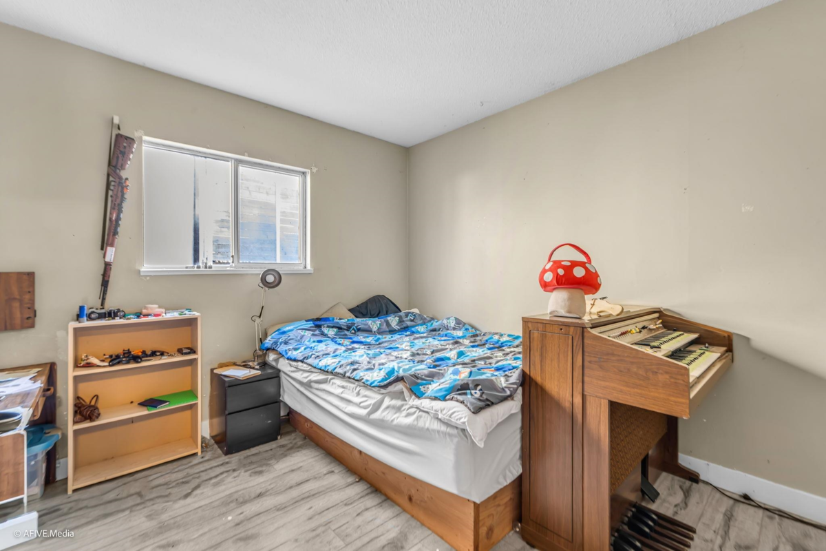 Bedroom 3 Photo of 8772 Bellevue Drive, Chilliwack, BC