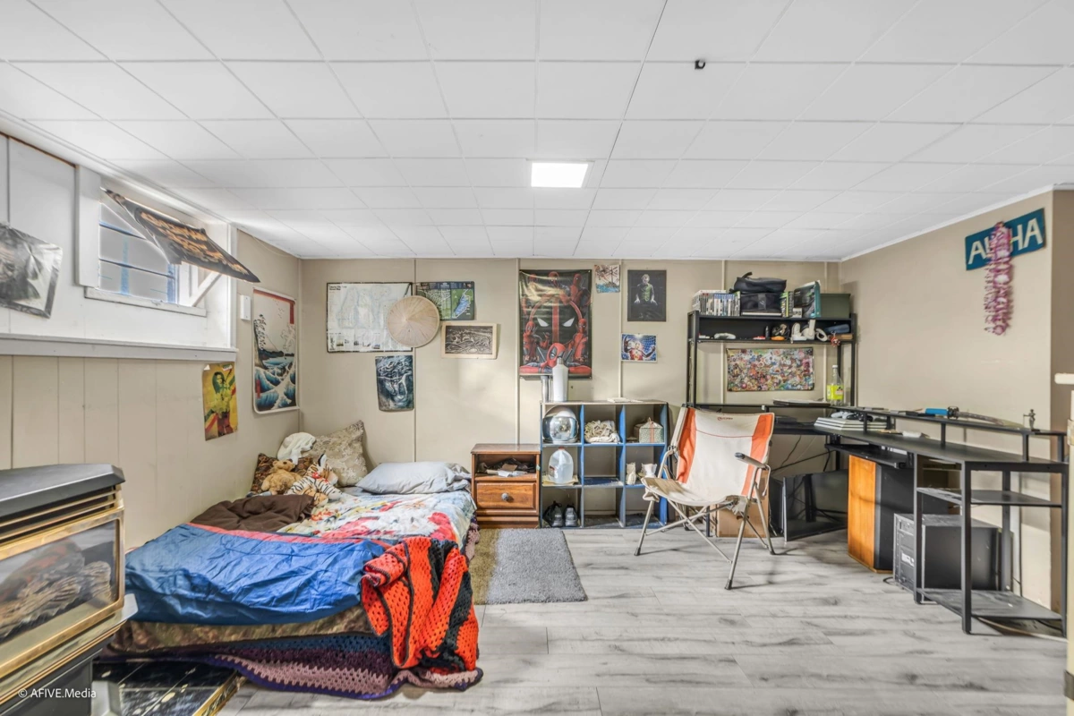 Entry Foyer Photo of 8772 Bellevue Drive, Chilliwack, BC