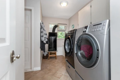 Laundry Room Photo of 33470 Ihles Avenue, Mission, BC