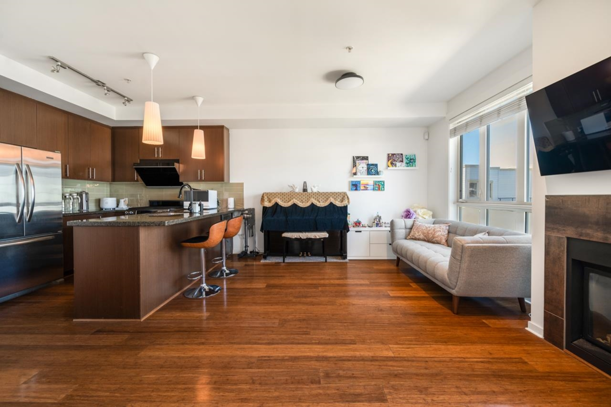 Bedroom 2 Photo of 304 6077 London Road, Richmond, BC