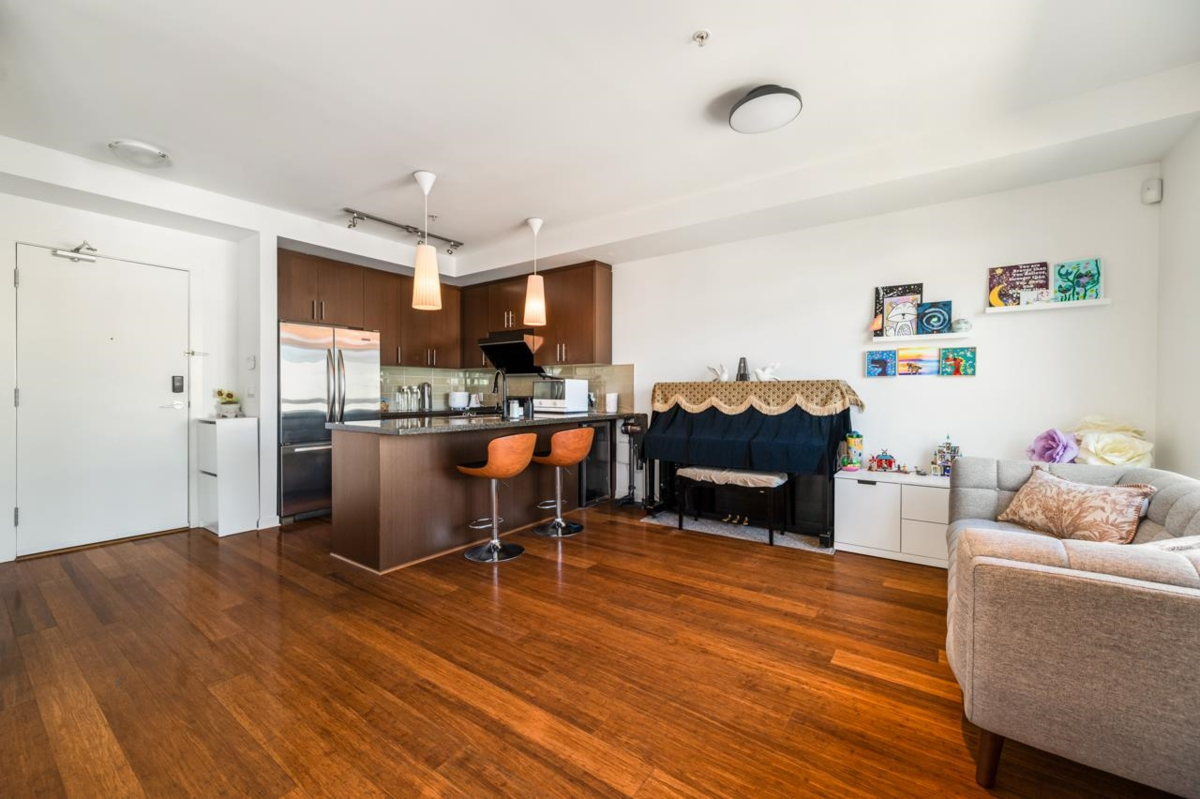 Bedroom 3 Photo of 304 6077 London Road, Richmond, BC