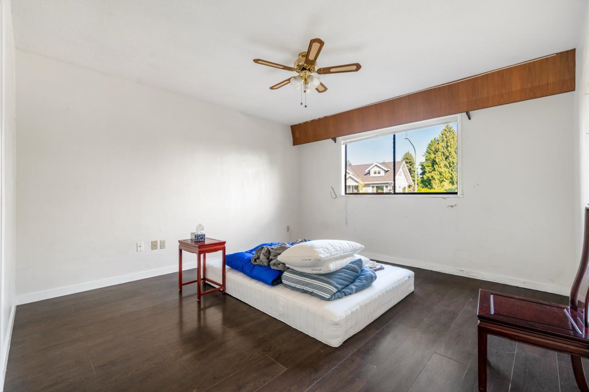 Garage Interior Photo of 4325 Mahon Avenue, Burnaby, BC