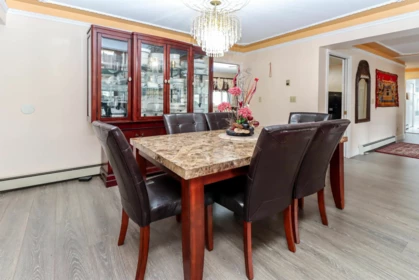 7176 124 Street, Surrey, BC, Surrey — Single Family Residence for sale