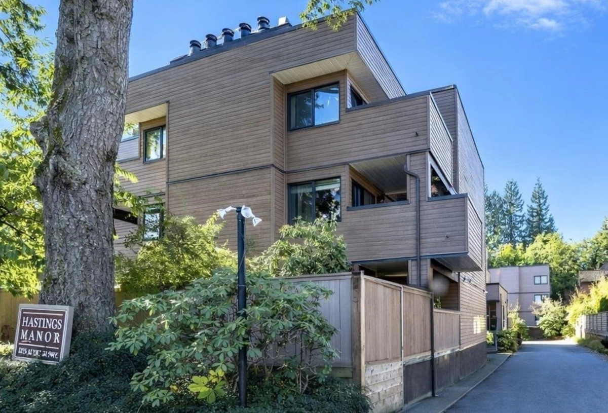 Powder Room Photo of 307 3275 Mountain Highway, North Vancouver, BC