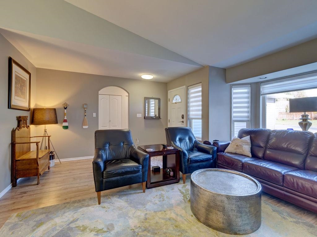 Dining Area Photo of 5643 Curtis Place, Sechelt, BC