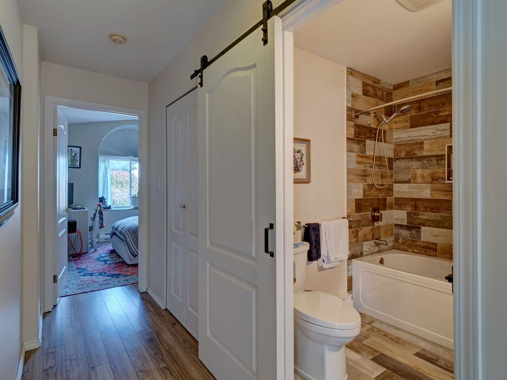 Staircase Photo of 5643 Curtis Place, Sechelt, BC