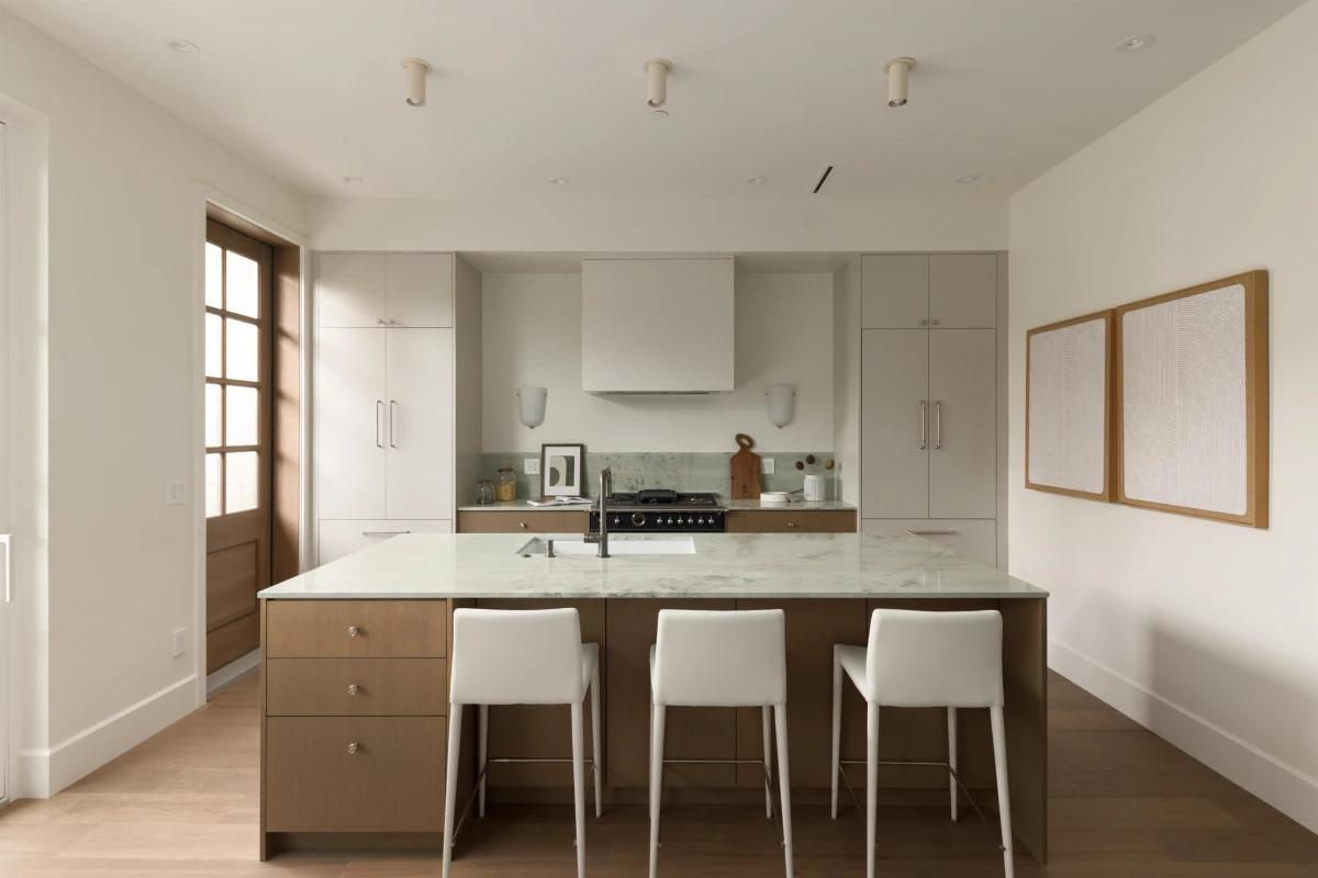 Breakfast Nook Photo of 2 15 W 20th Avenue, Vancouver, BC