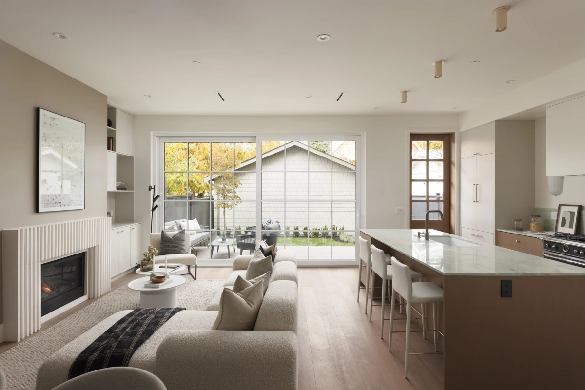 Kitchen Photo of 2 15 W 20th Avenue, Vancouver, BC