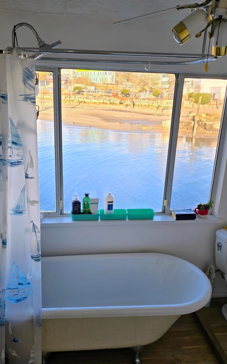 Bedroom 3 Photo of JNW33 415 W Esplanade, North Vancouver, BC