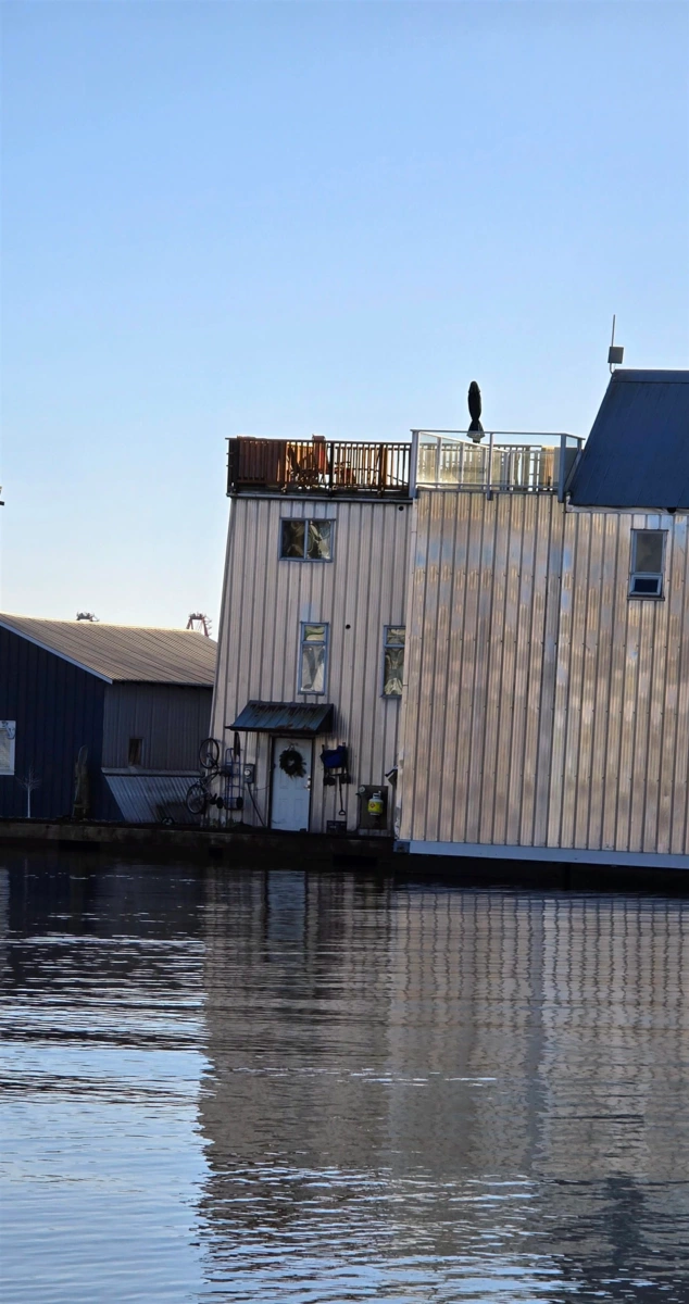 Kitchen Photo of JNW33 415 W Esplanade, North Vancouver, BC
