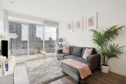 1604 13318 104 Street, Surrey, BC